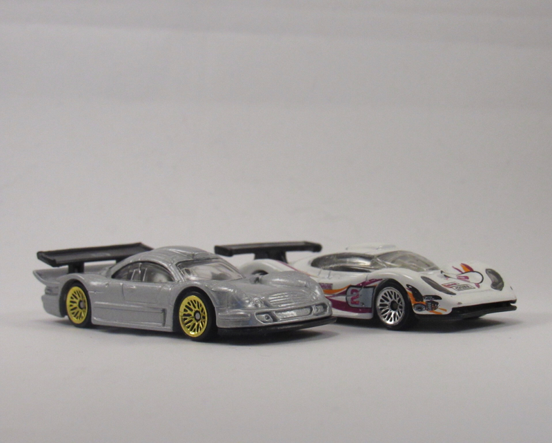 Illustration for article titled Teutonic Tuesday: 911 GT1